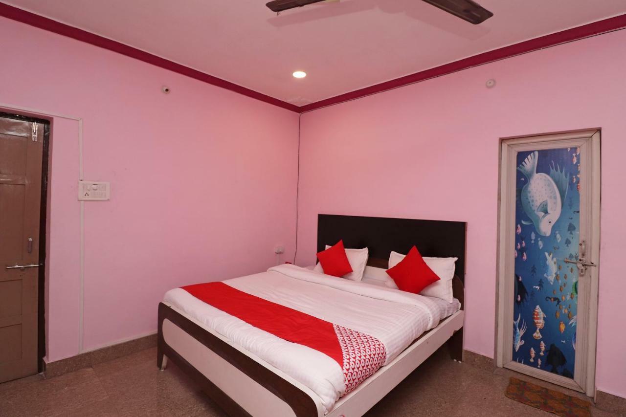 Oyo 31112 Hotel Abhinandan Palace Rāipur Eksteriør bilde