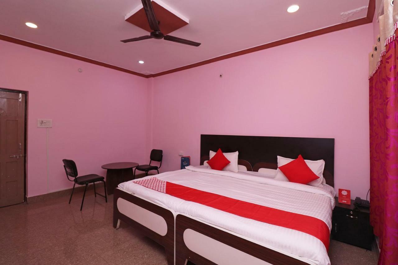 Oyo 31112 Hotel Abhinandan Palace Rāipur Eksteriør bilde
