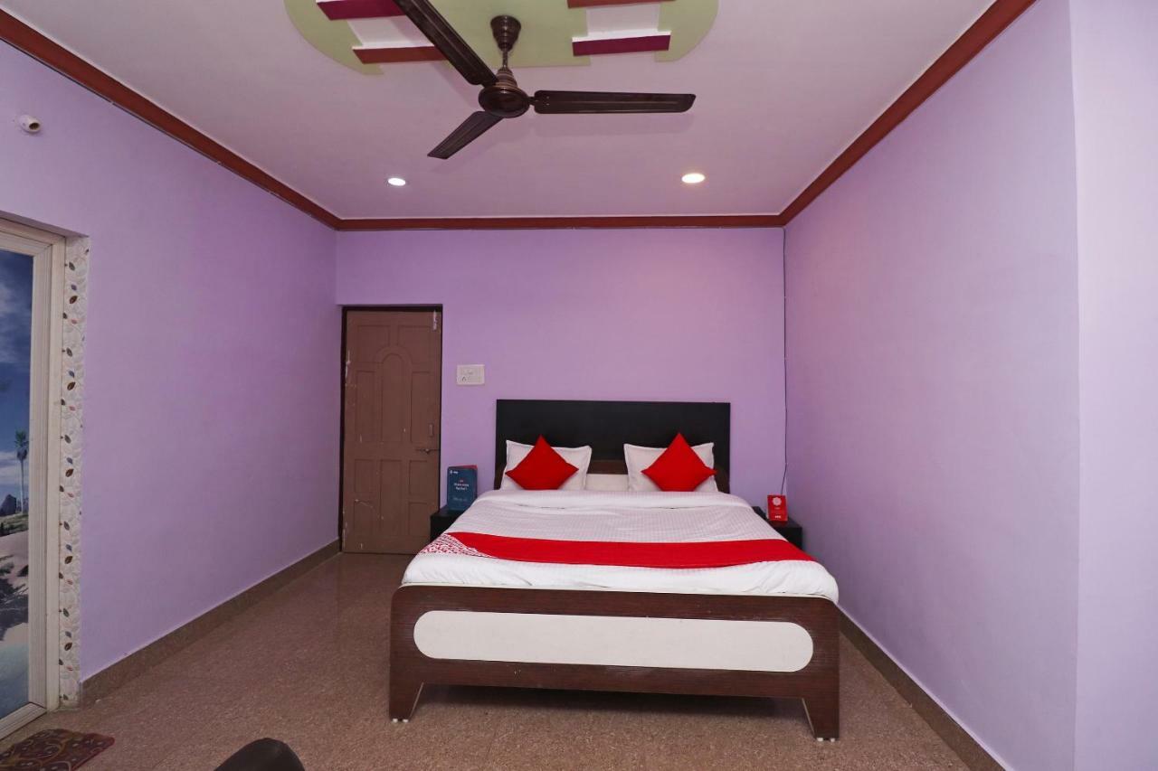 Oyo 31112 Hotel Abhinandan Palace Rāipur Eksteriør bilde
