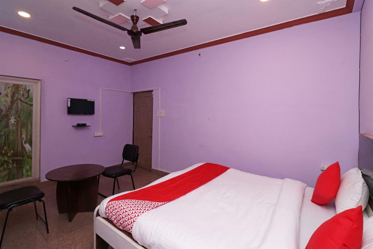 Oyo 31112 Hotel Abhinandan Palace Rāipur Eksteriør bilde