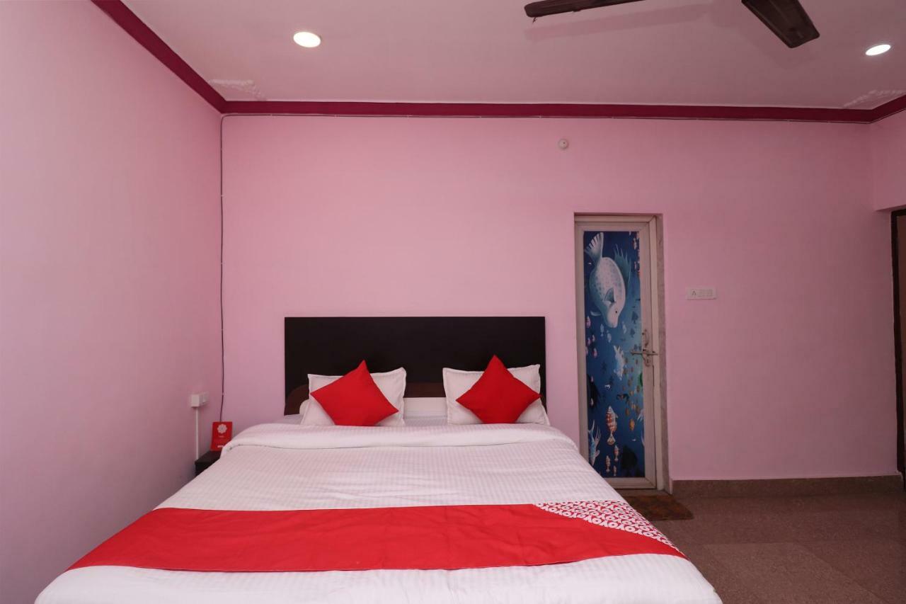 Oyo 31112 Hotel Abhinandan Palace Rāipur Eksteriør bilde
