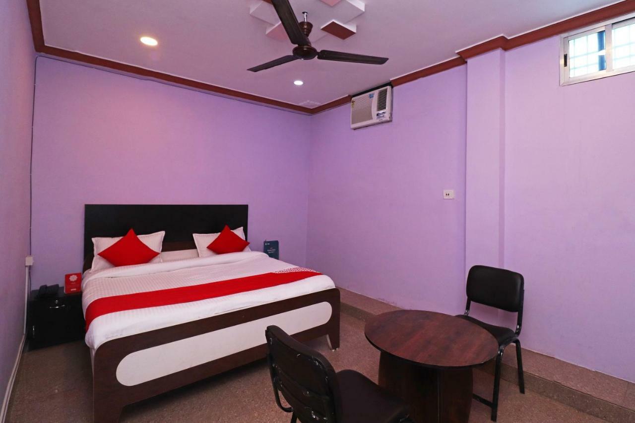 Oyo 31112 Hotel Abhinandan Palace Rāipur Eksteriør bilde