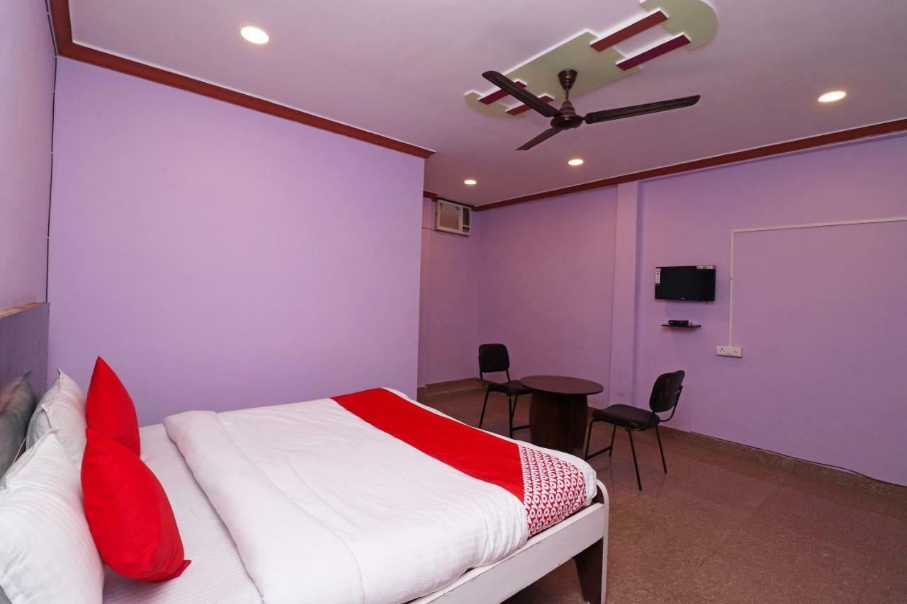 Oyo 31112 Hotel Abhinandan Palace Rāipur Eksteriør bilde